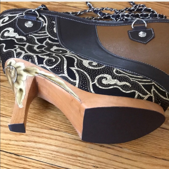 high heel shoe purse